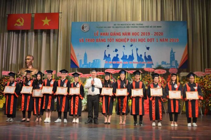 Học phí của Đại học Tài nguyên - Môi trường TP HCM 2022 - 2023