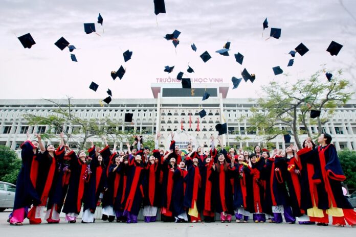 [Cập nhật] Học phí Đại học Vinh đầy đủ & mới nhất 2022 - 2023