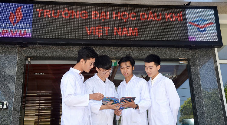 Học phí của trường đại học Dầu khí Việt Nam năm 2021