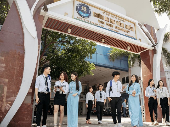 Cập nhật điểm chuẩn trường Đại học Văn Hiến mới nhất 2022